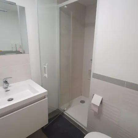 ベッド・アンド・ブレックファスト Lacustrebnb *