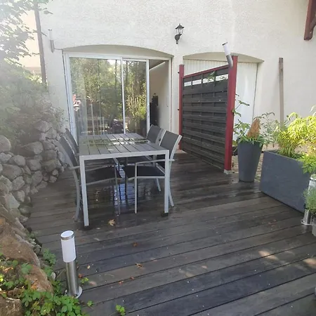 Lacustrebnb *